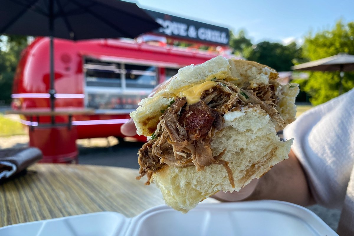 Nuo „mėsainių vagonėlio“ iki 5 žvaigždučių viešbučio: svetingumo verslo iššūkių voratinklis, įveikiamas kartu su UCS