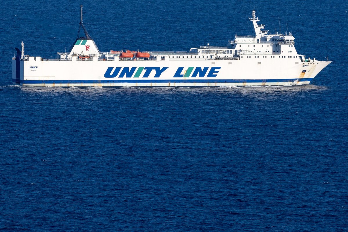 Tragedija Baltijos jūroje: iškritęs iš kelto žuvo keleivis