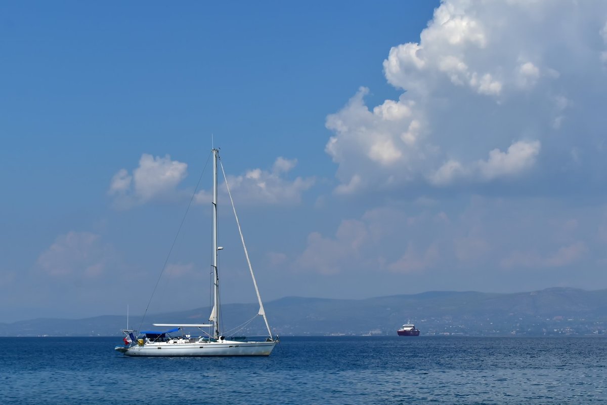 Į gyvenimo nuotykį jachta išplaukusi turistų pora rasta mirusi