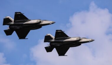 Karas Ukrainoje. Dėl Rusijos smūgių į Ukrainą Lenkija uždarė oro uostus ir pakėlė naikintuvus