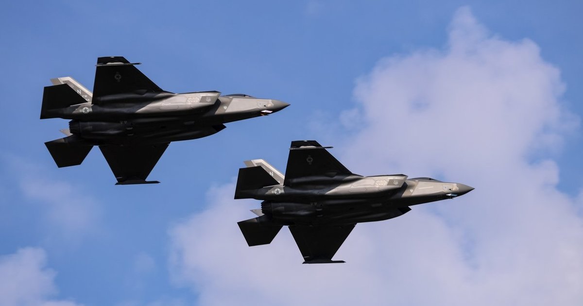 Karas Ukrainoje. Dėl Rusijos smūgių į Ukrainą Lenkija uždarė oro uostus ir pakėlė naikintuvus