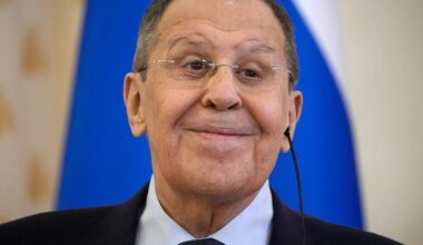 Lavrovas prakalbo apie Rusijai reikalingas „saugumo garantijas“