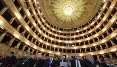 Prancūzijos Nacionalinė Asamblėja galutinai patvirtino pensijų reformos atidėjimą