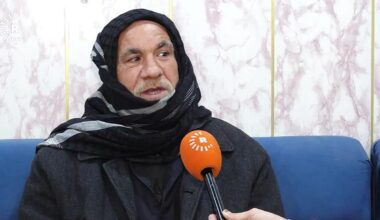 Rusija toliau verbuoja kovotojus iš užsienio: irakiečių šeima gedi Ukrainoje žuvusio sūnaus