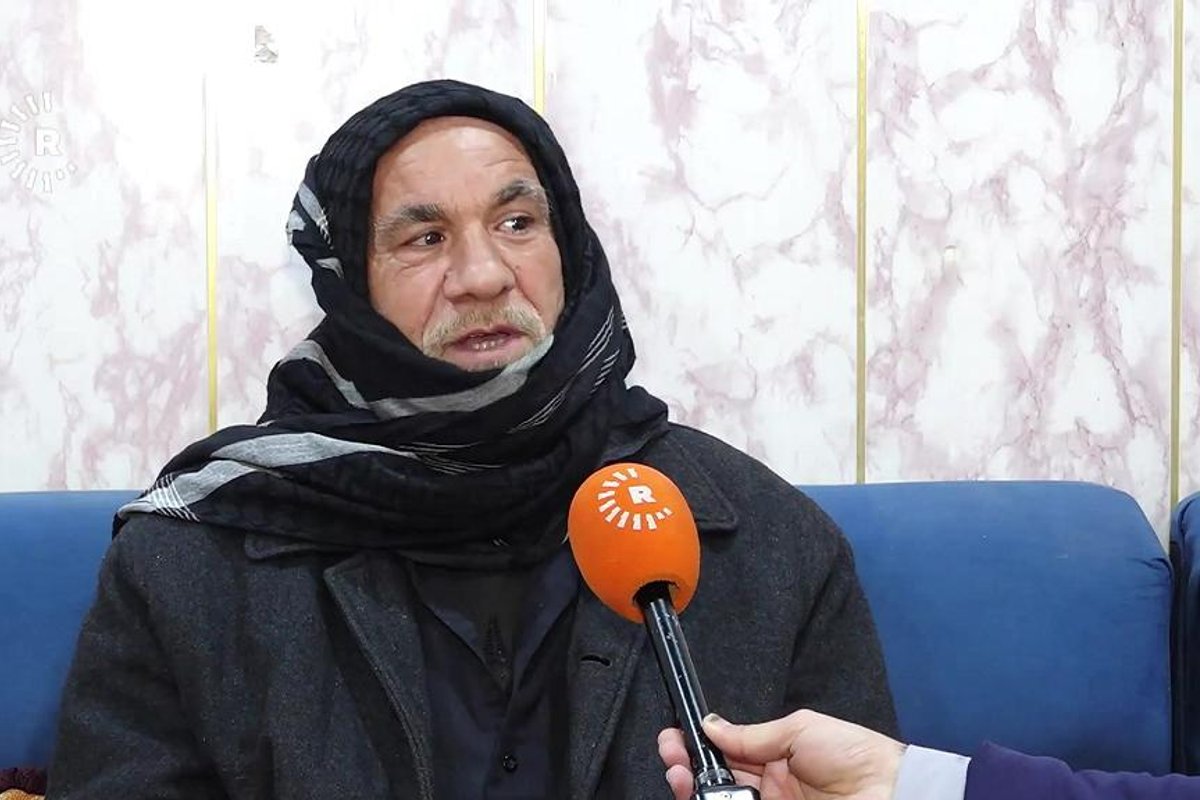 Rusija toliau verbuoja kovotojus iš užsienio: irakiečių šeima gedi Ukrainoje žuvusio sūnaus