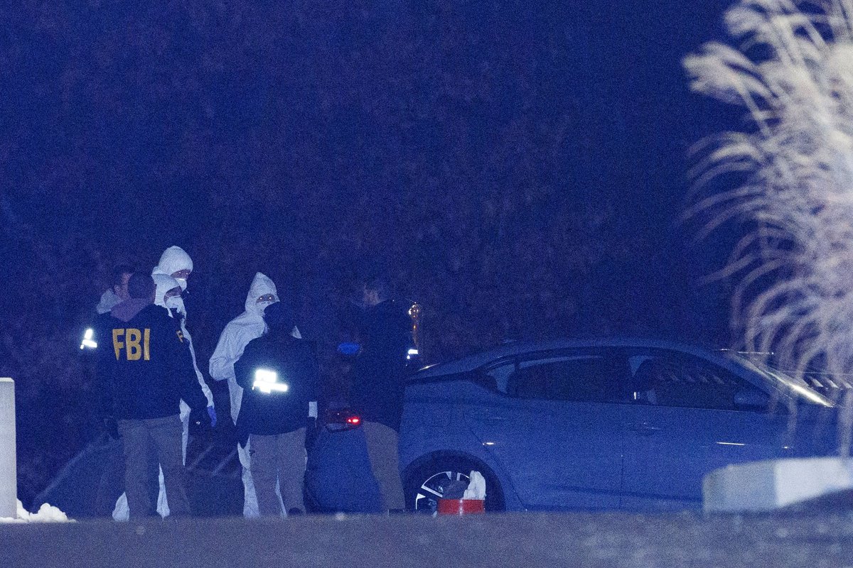 Įtariamasis dėl kruvinų šaudynių Browno universitete rastas negyvas