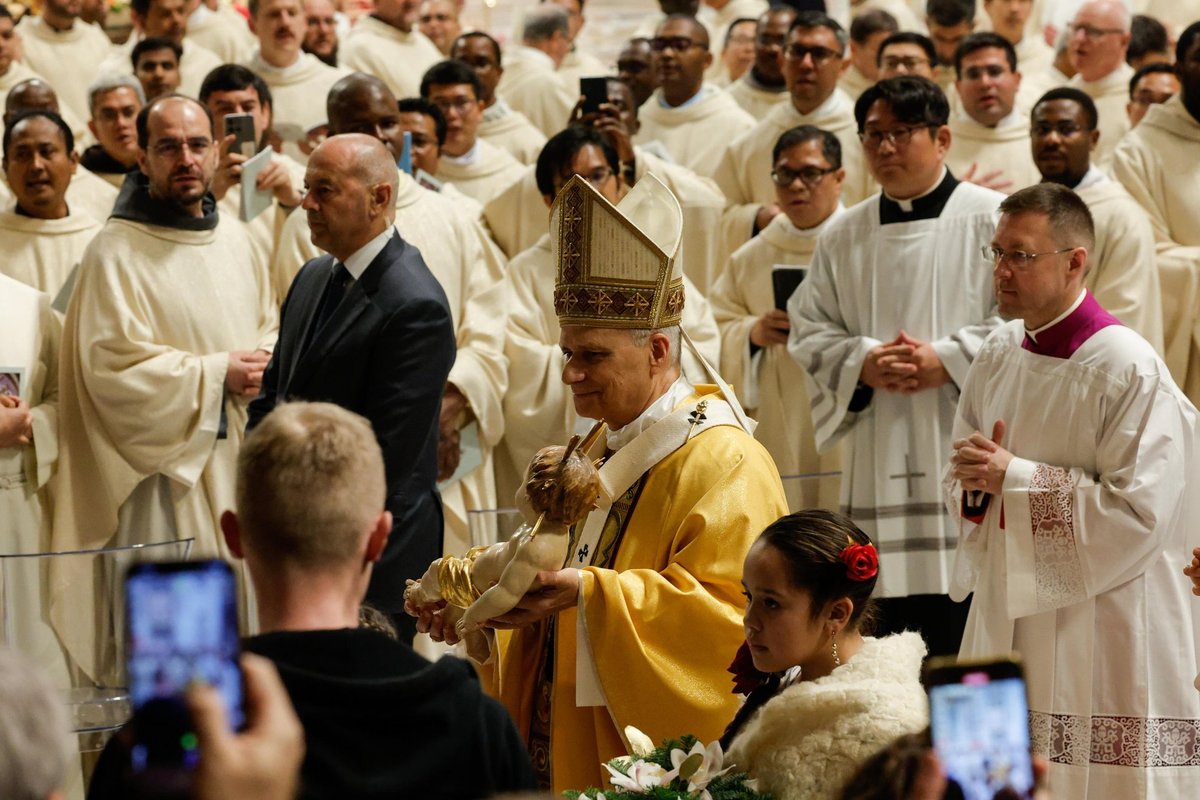 Popiežius per Bernelių Mišias ragino siekti taikos
