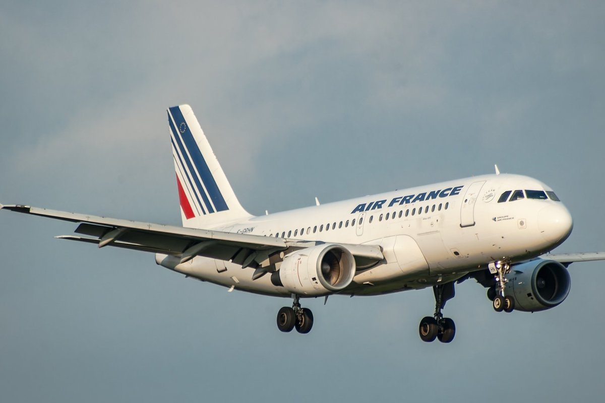 „Air France“ lėktuve sprogo variklis