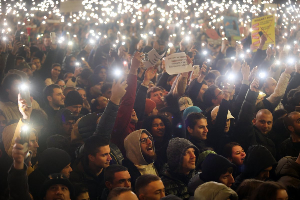 Bulgarijos vyriausybė po protestų atsiėmė 2026 m. biudžeto projektą