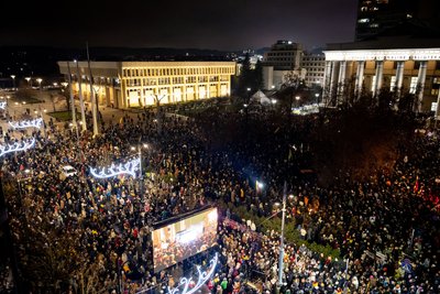 12.17 Protestas „Šalin rankas nuo laisvo žodžio! Laužai prie Seimo“