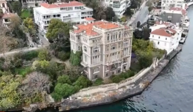 Turkijoje ant prekystalio padėta brangiausia šalies vila