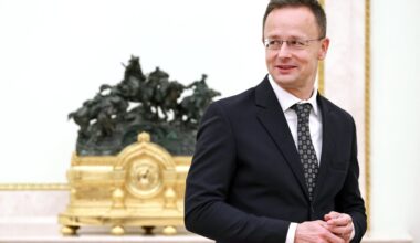 Vengrija žada skųsti ES sprendimą dėl rusiškų dujų importo