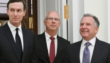 Žurnalistas: atšauktas Witkoffo ir Kushnerio susitikimas su Zelenskiu