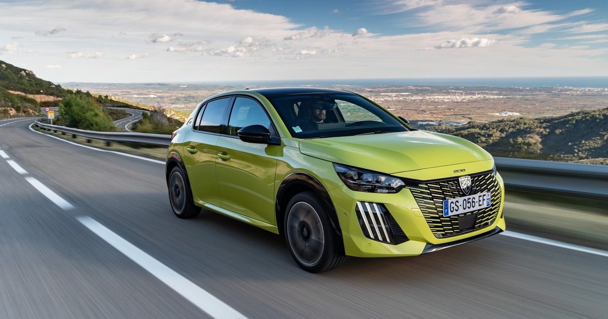 Tylus perversmas gamyklose: automobilių pramonės lyderiai nebetiki Briuselio planais ir keičia strategiją