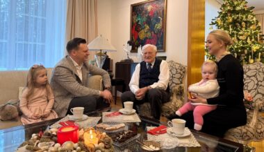 V. Adamkų aplankė Vilniaus miesto meras su šeima