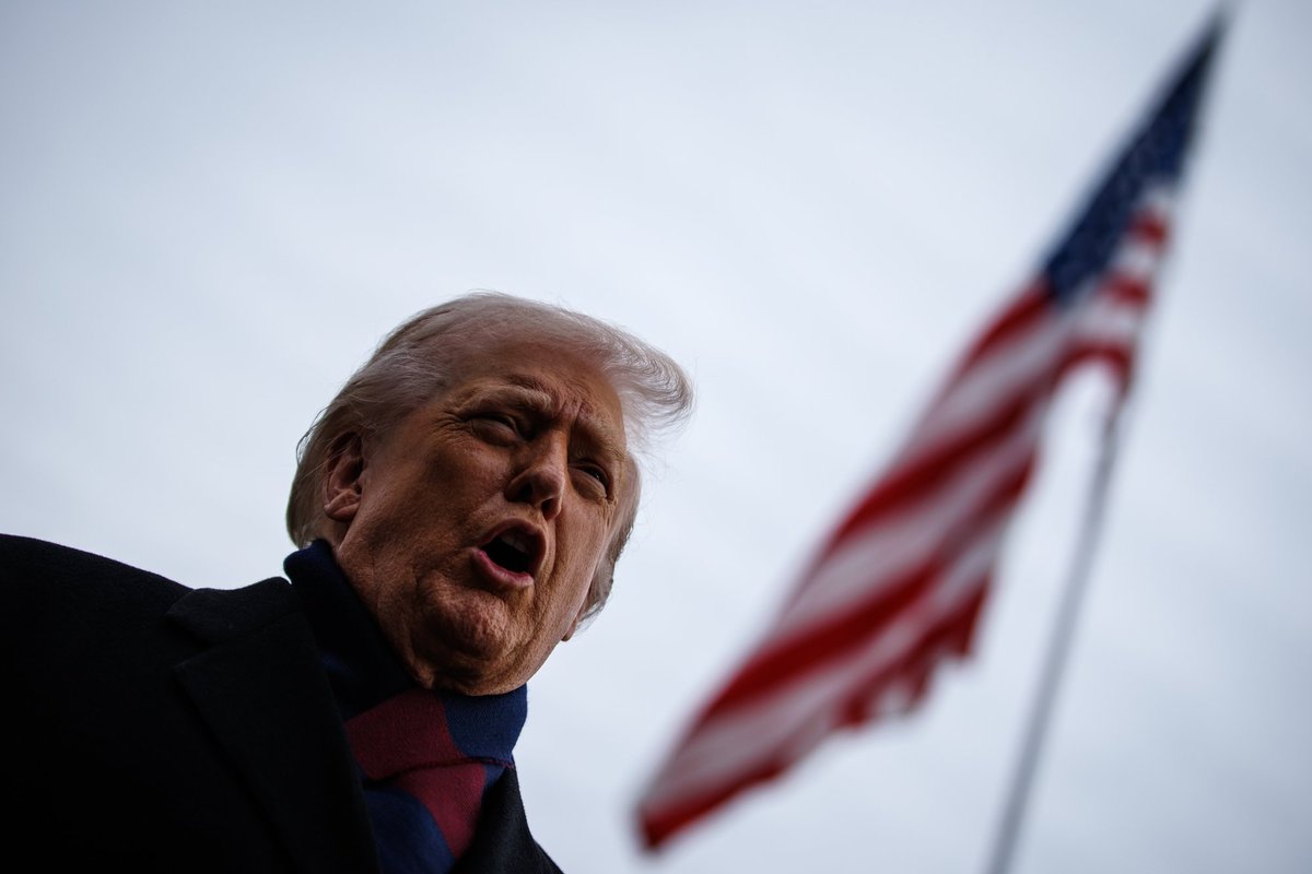 Donaldas Trumpas pervadino Kenedžio menų centrą savo vardu