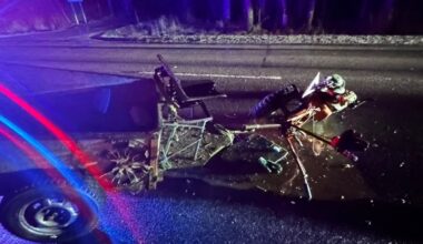 Vilniaus rajone girtutėlis motociklininkas rėžėsi į moters automobilį