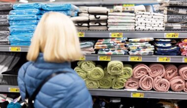 Parduotuvių darbo laikas Naujųjų išvakarėse ir sausio 1 d.: kas, kada veiks ir neveiks?