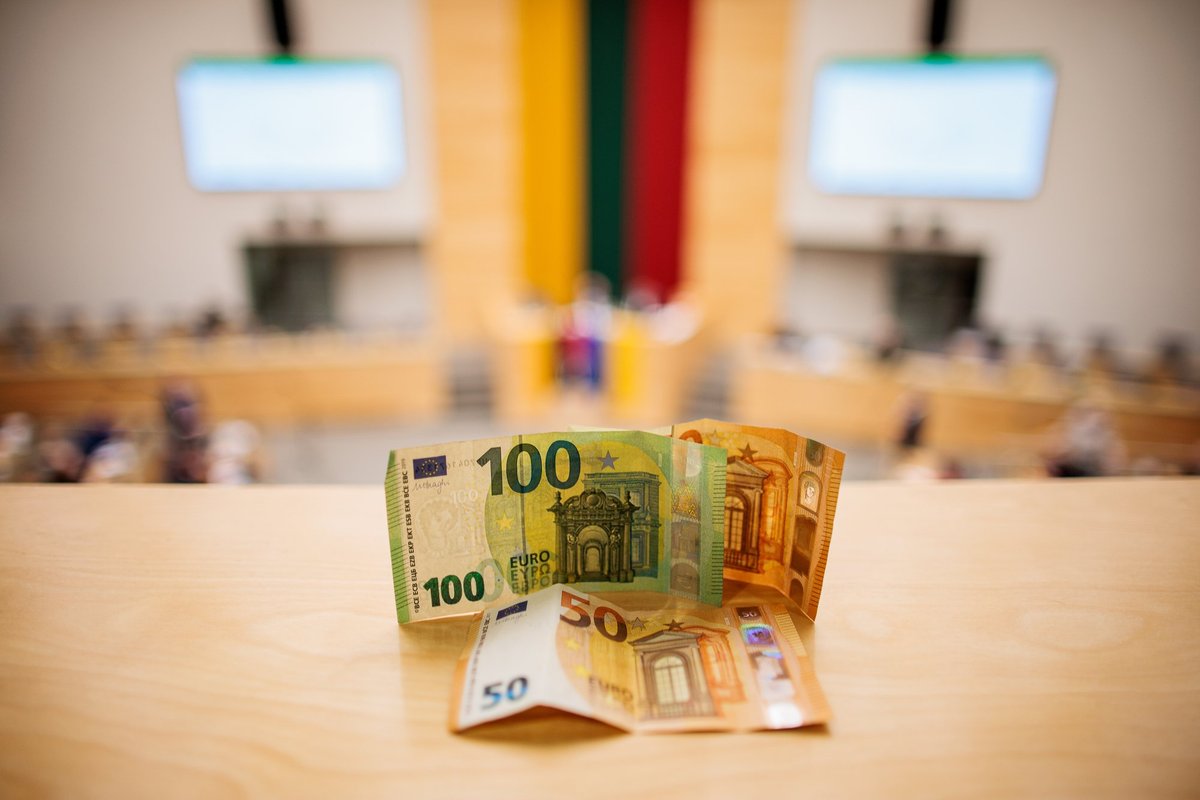 2026 metų biudžetas žmogui: kokia bus alga, pensija, išmoka?