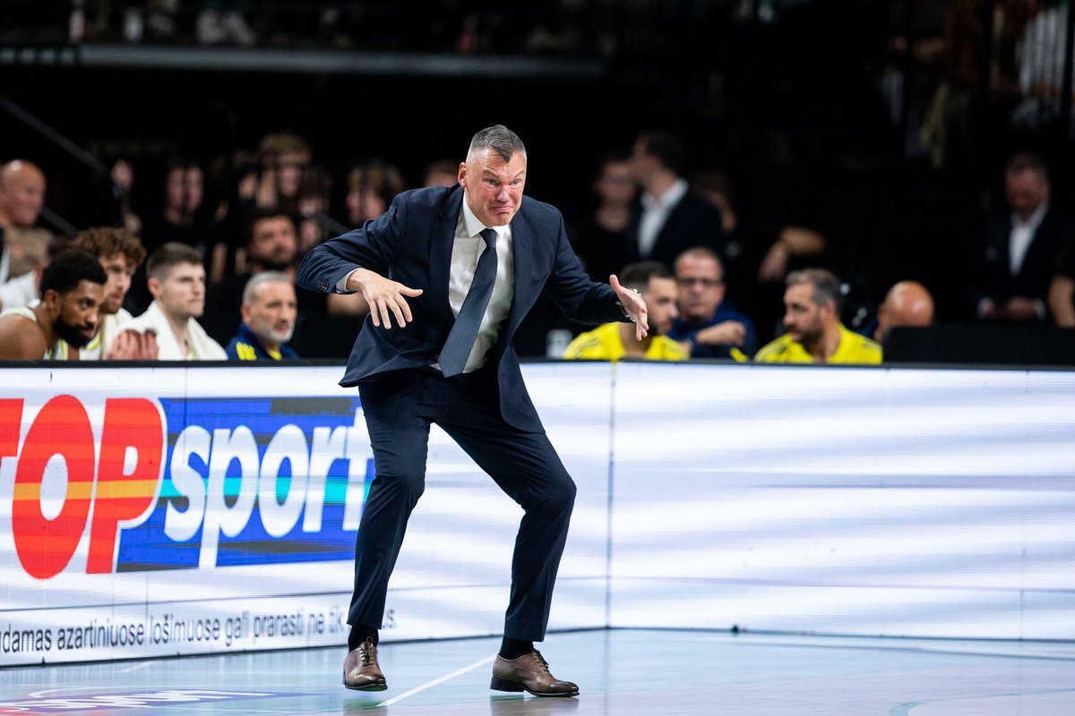 Pergalingai Eurolygos savaitę uždaręs Jasikevičius sugėrė triuškinantį pralaimėjimą Turkijoje - Delfi