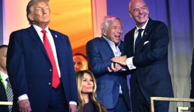 Pataikūnišką gestą Trumpui sunku bus nustelbti - Delfi