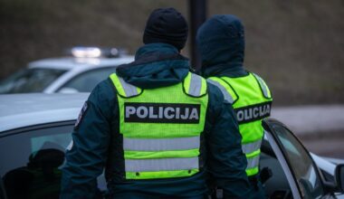 Molėtų rajone vairuotojas bandė papirkti policininką