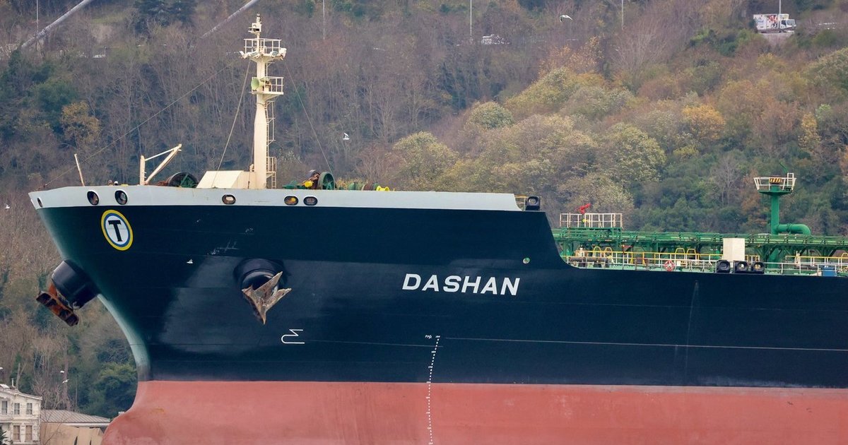 Įtampa Baltijos jūroje: Švedija praneša apie Rusijos „šešėliniame laivyne“ pastebėtą uniformuotą įgulą