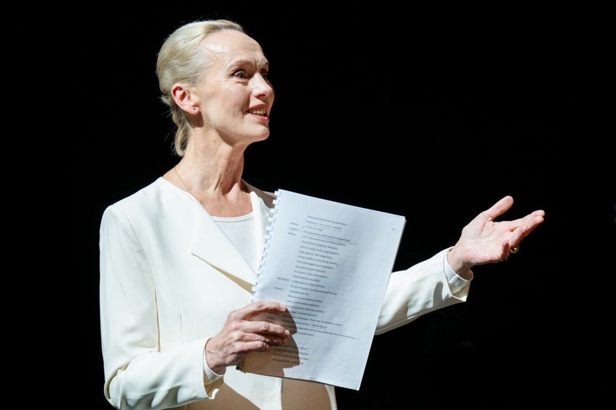 Aktorė Dalia Michelevičiūtė: poezija pamaitina žmogaus dvasią