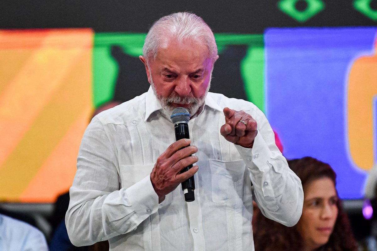 Lula da Silva įspėja dėl JAV karinio įsiveržimo į Venesuelą