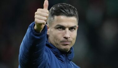 Paviešino brangiausius daiktus, kuriuos turi Cristiano Ronaldo: sumos pakels antakius