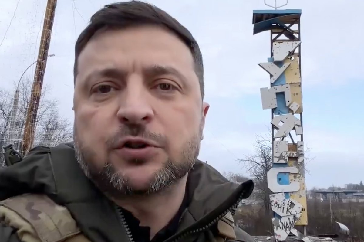 Zelenskis paskelbė vaizdo įrašą iš Kupjansko, kurį rusai gyrėsi užėmę