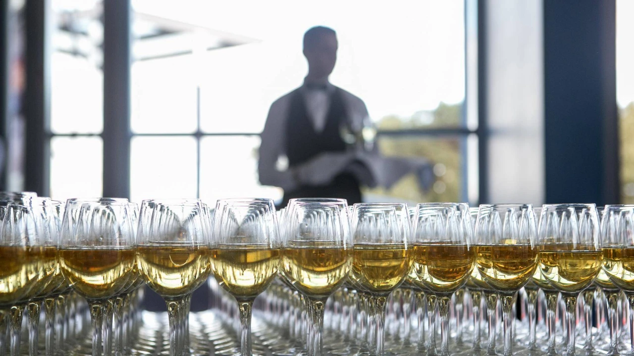 2026 m. Lietuvos ekonomika puotaus, 2027 m. jai reikės vaistų nuo pagirių