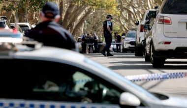 Australijoje keturi vyrai kaltinami dėl medžiagos su vaikais platinimo