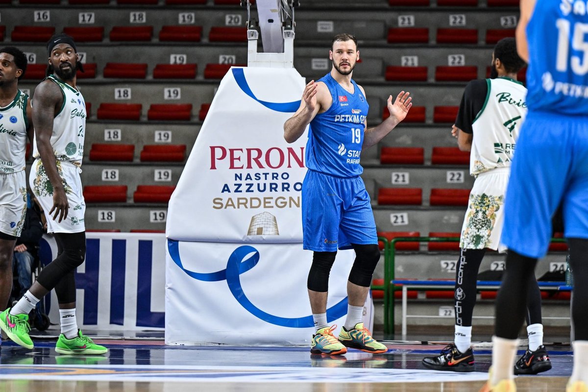 Turkijoje – Sajaus blykstelėjimas prieš turnyro lyderius