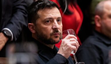 Putinas „padarė paslaugą“ Zelenskiui: paaiškina, kodėl Trumpas vis dar priverstas su juo taikstytis