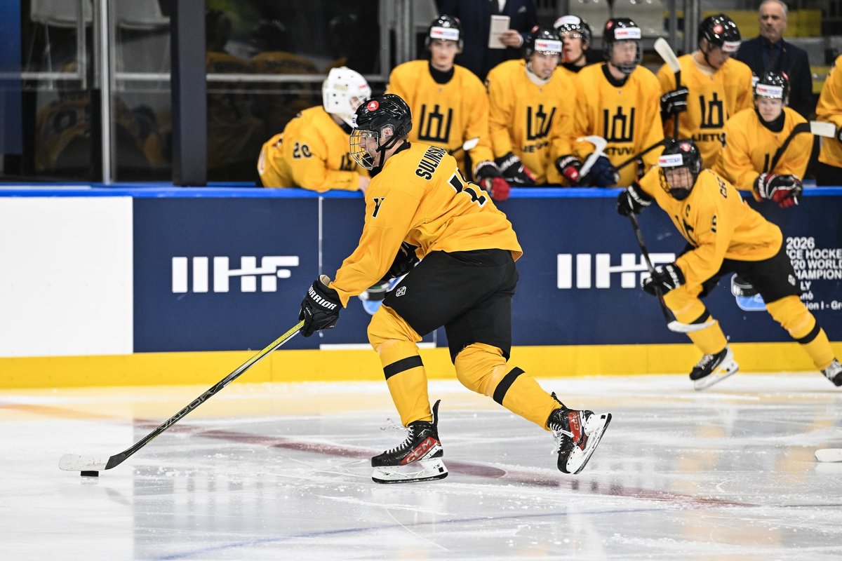 Lietuvos ledo ritulio rinktinė nepramušė Vengrijos gynybos