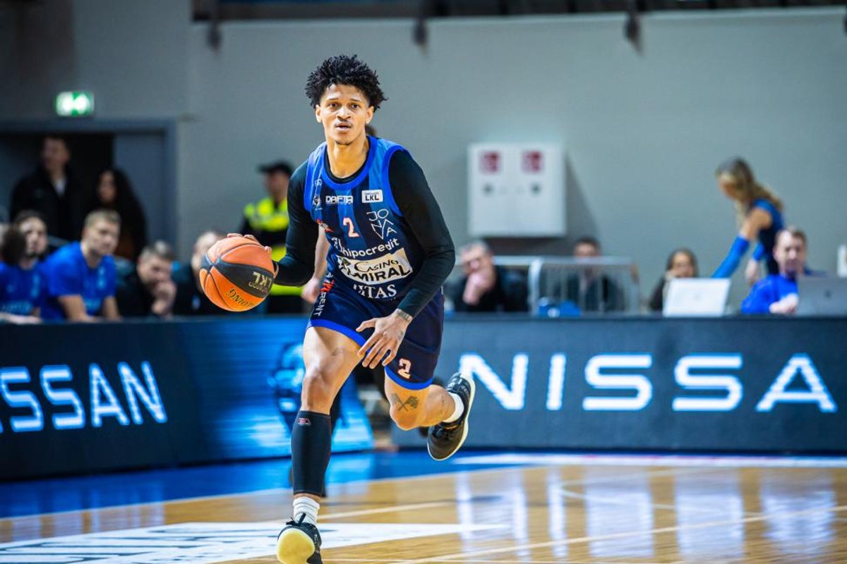 Jonavos ekipos pergalių badą nutraukė legionieriaus metimas