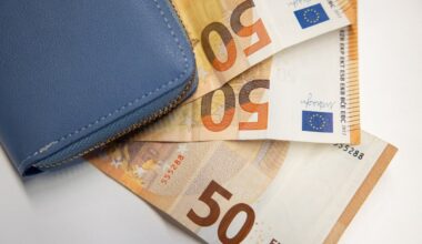 Padidintas bazinis pareiginės algos dydis iki 1798 eurų