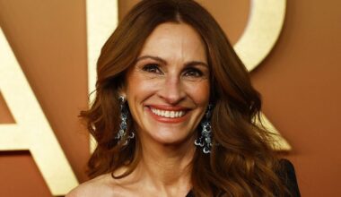 Julia Roberts parodė, kaip atrodo nusivaliusi makiažą: sekėjai negali patikėti