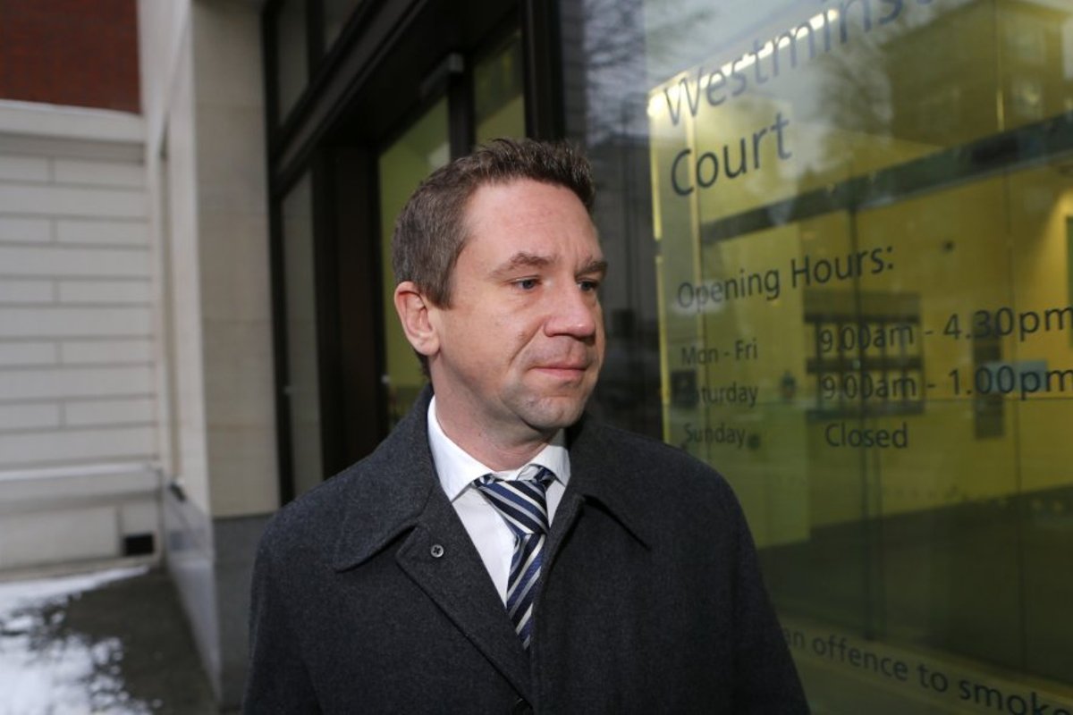 Užsienyje sulaikytas Vladimiras Antonovas - Delfi verslas