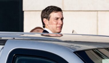 Serbijos ministrui pareikšti kaltinimai dėl su Kushneriu siejamo viešbučio planų