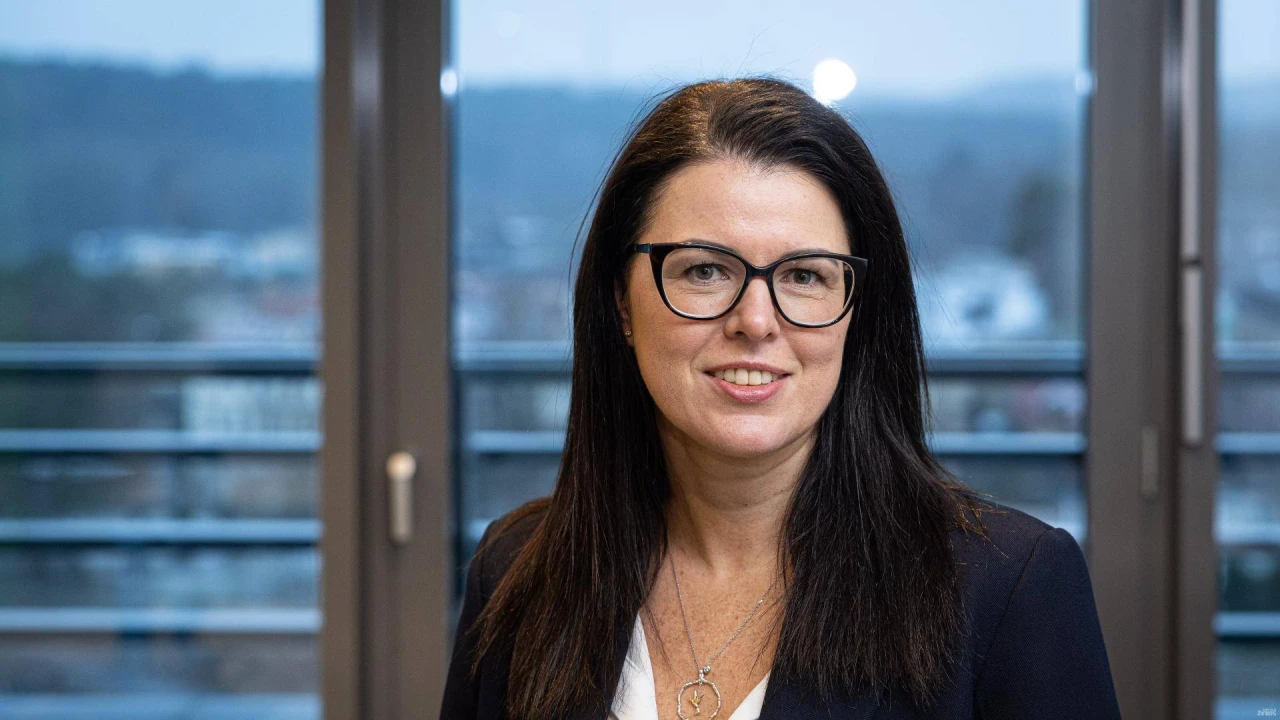 MB vadovo atlyginimas pagal civilinę paslaugų sutartį: ką reikia žinoti 2026 m.