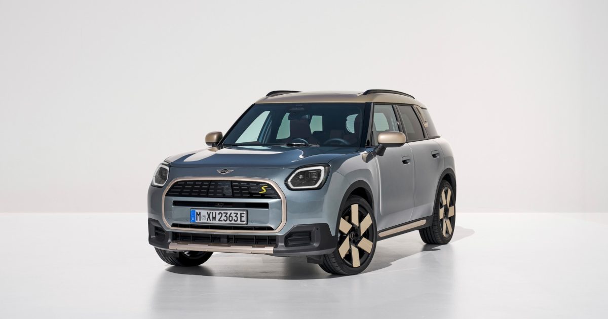 Ketinate įsigyti automobilį visai šeimai? Specialistai įvardijo 4 modelius, kurie taps dideliu galvos skausmu