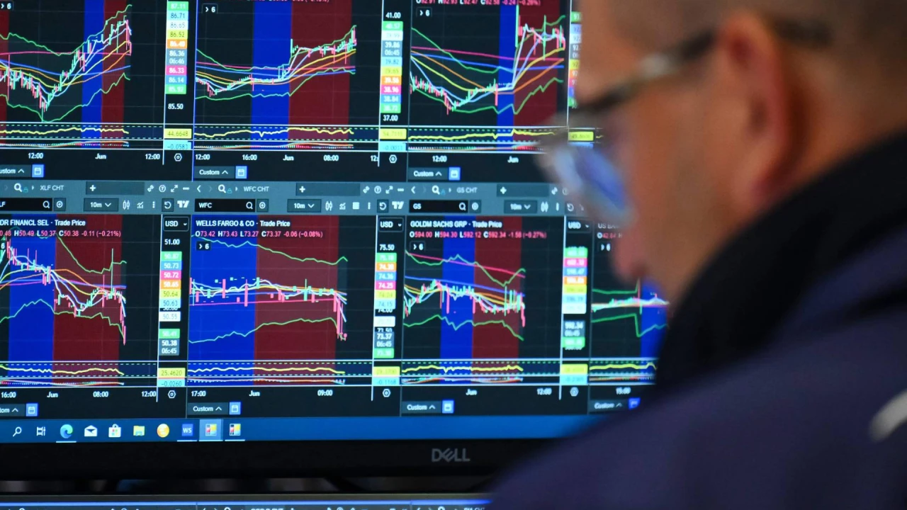 Toomas investuoja: o kas, jei investuočiau į ETF lenkiantį S&P 500 indeksą