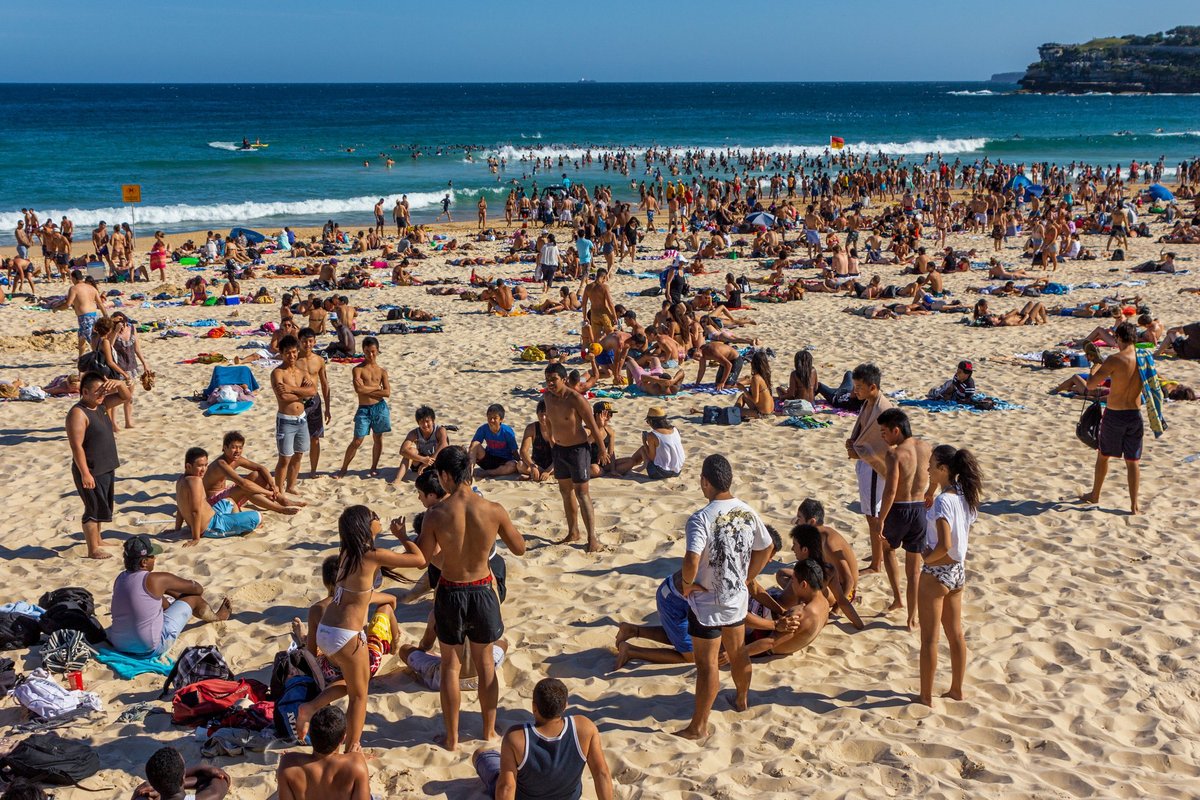 Po mirtinų šūvių per žydų šventę Sidnėjuje Izraelis kritikuoja Australiją