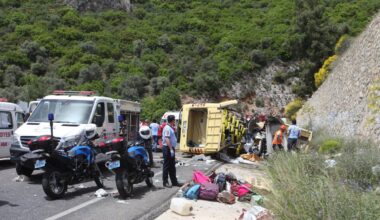 Pietų Turkijoje autobuso avarijoje žuvo 7 žmonės