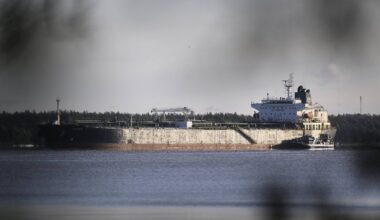 „Bloomberg“: prie Kinijos krantų stovi tanklaiviai su rusiška nafta, kurių nepriėmė Indija