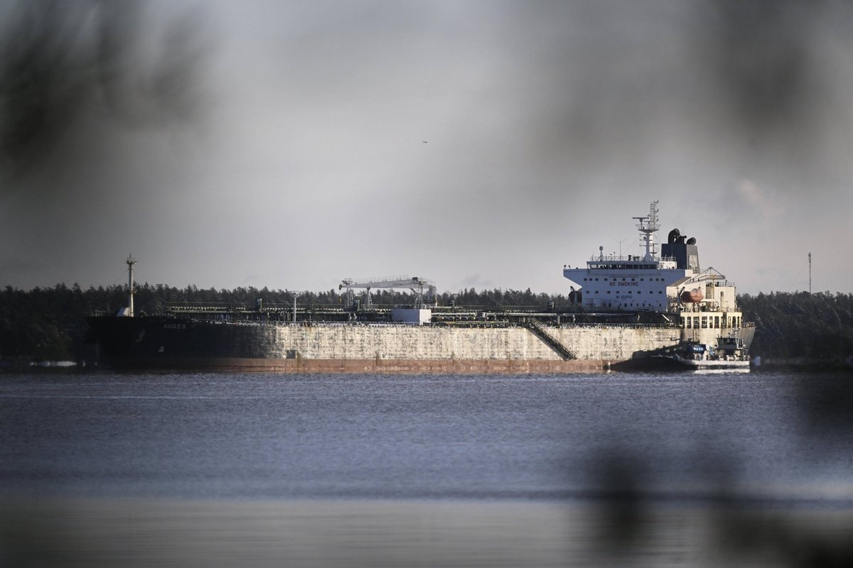 „Bloomberg“: prie Kinijos krantų stovi tanklaiviai su rusiška nafta, kurių nepriėmė Indija