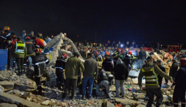 Maroke sugriuvus dviem pastatams žuvo 19 žmonių