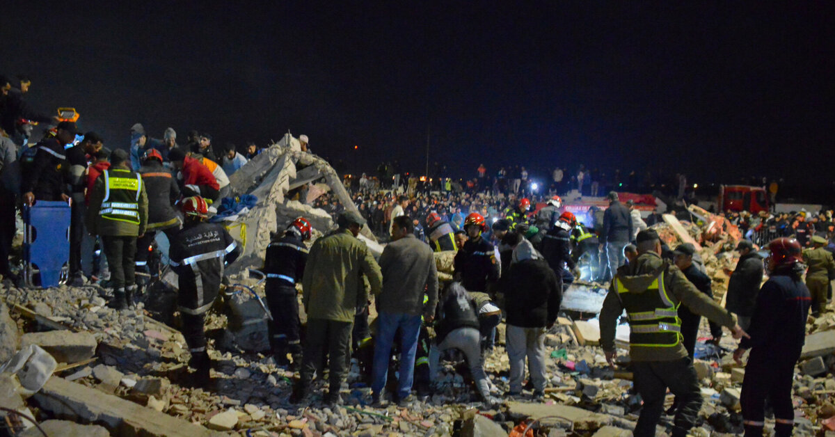 Maroke sugriuvus dviem pastatams žuvo 19 žmonių